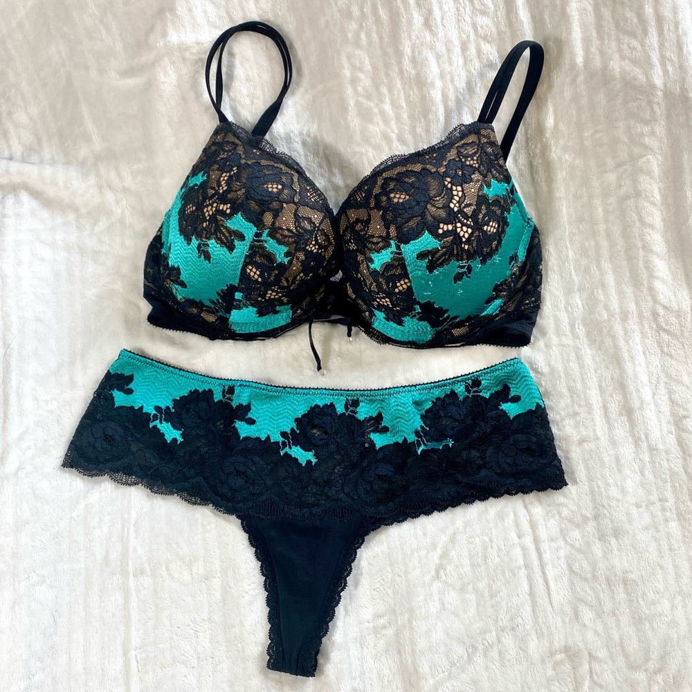 Very Sexy Bra Set Victoria’s Secret